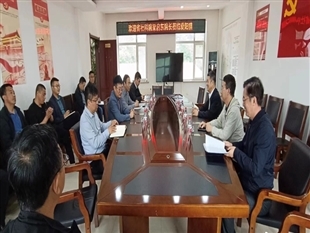 梁启东副院长到丹东凤城四门子新农村、 爱阳城村调研并看望驻村第一书记